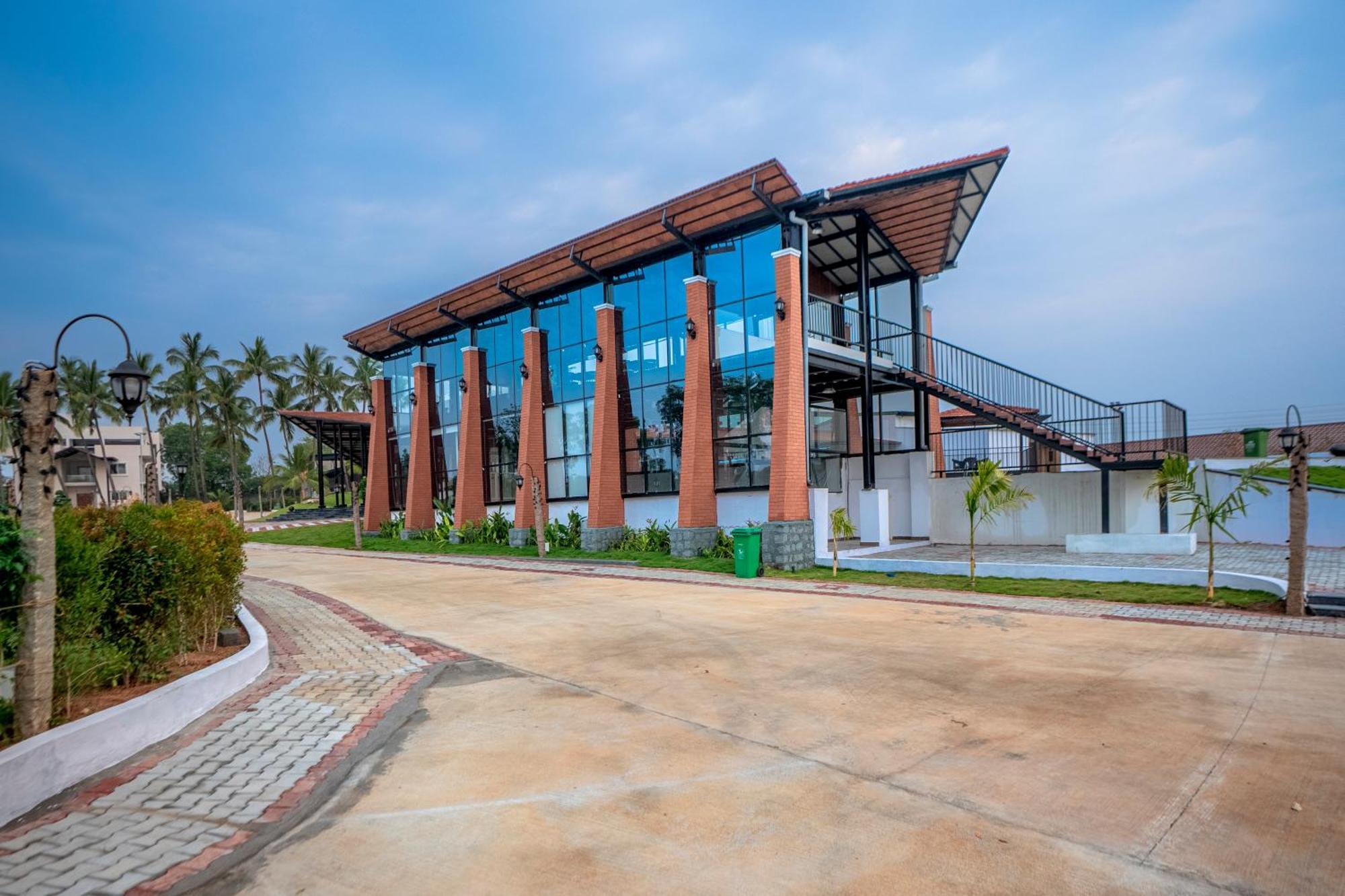 Serene Resort Hyderabad เชมชาบัด ภายนอก รูปภาพ